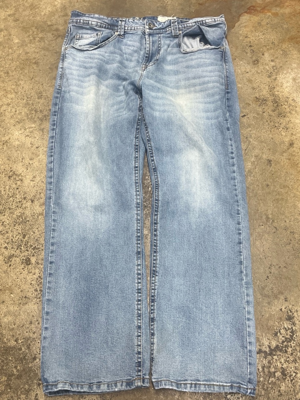 TK Axel Bootcut Jeans Men’s 38 x 32 Light Wash Heavyweight Embroidered Grunge